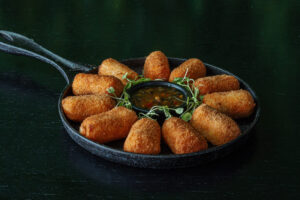 Bolinho de Salmão e Cream Cheese